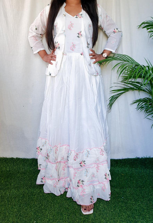 Shivangi Joshi as Naira in Yeh Rishta Kya Kehlata Hai | Indian outfits,  Designer dresses, Fashion